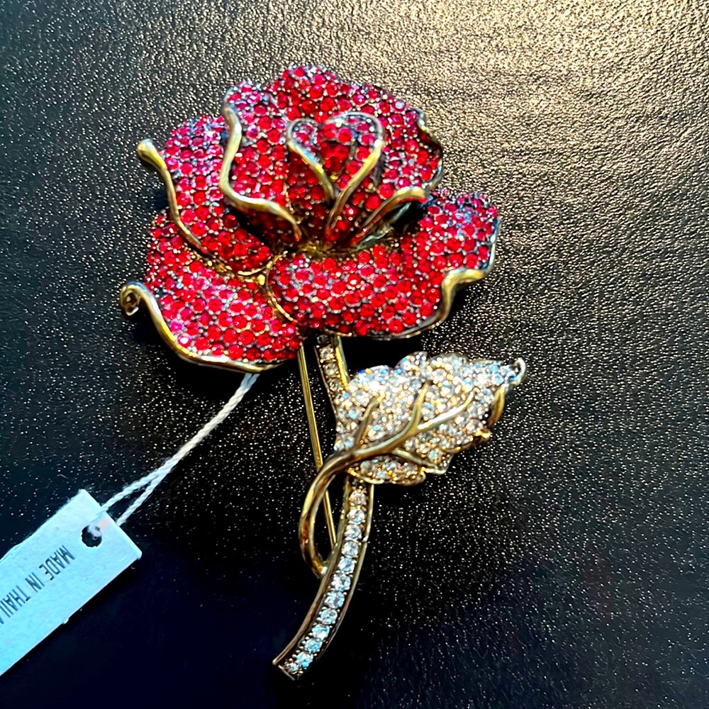 Rose brooch